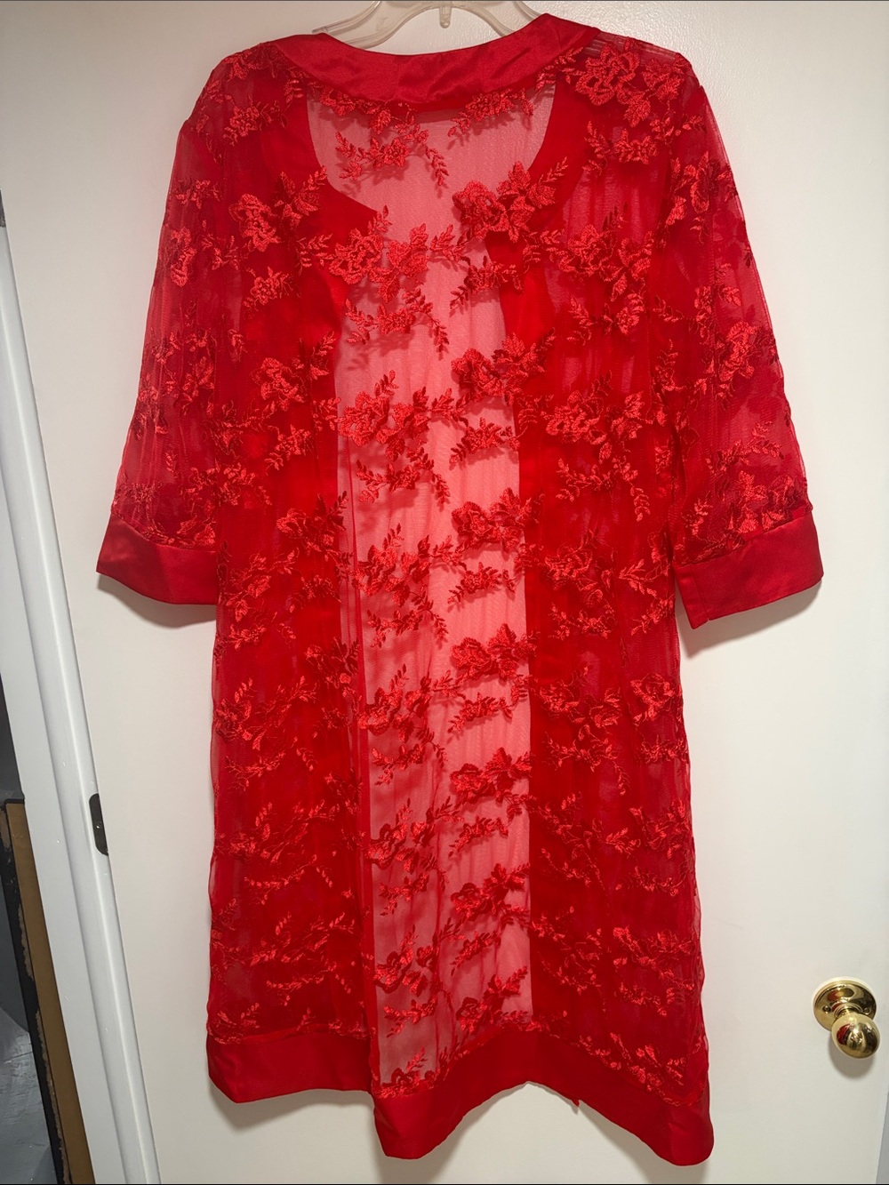 NWOT- Red Sheer Embroidered Long Robe/ Robe - Picture 4 of 6